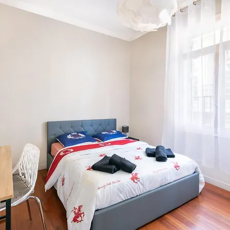 Apartment Bright And Spacious Family Nest In *