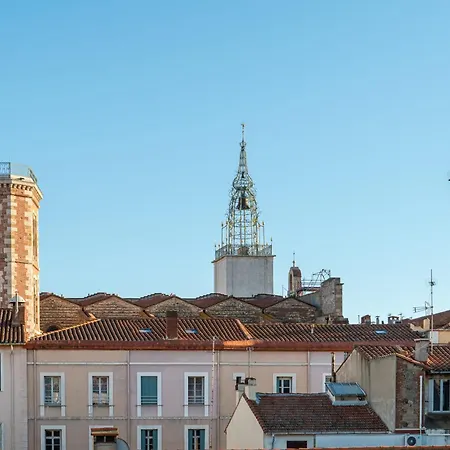 Bright And Spacious Family Nest In Apartment Perpignan
