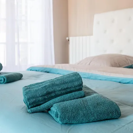 Bright And Spacious Family Nest In